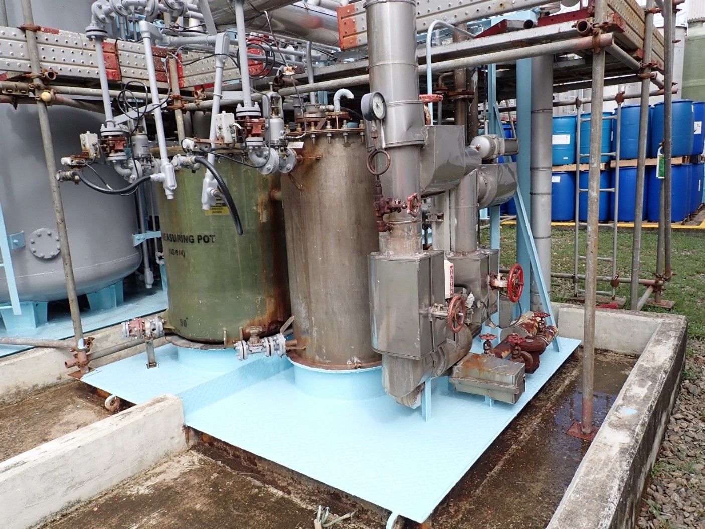 Tank Structural Base Checkered Platform Fiberglass Rehabilitation